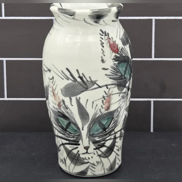 Graffiti Style Studio Pottery Vase Cat Design - Picture 2 of 7